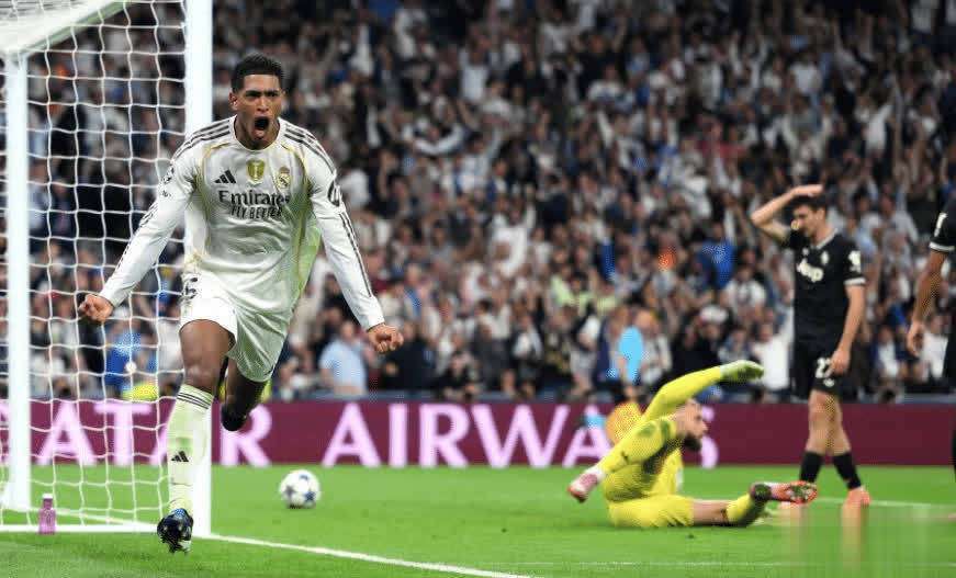 KPL夏季赛首日重庆狼队横扫济南RW侠 SK、小胖放松受访丨KPL封面观察