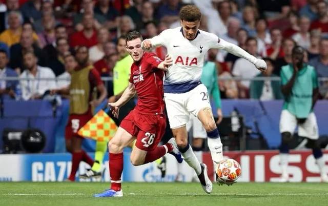 LPL国产希望之光跌落神坛！TheShy采访引热议，全华班粉丝集体不服