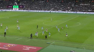 《FF14》餐厅推出联动冰淇淋：品尝“海德林水晶”